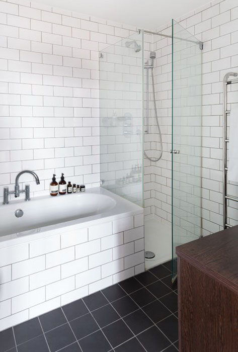 Как обновить встроенную ванну: 9 хитрых дизайнерских приёмов Как обновить встроенную ванну: 9 хитрых дизайнерских приёмов идеи для дома,интерьер и дизайн