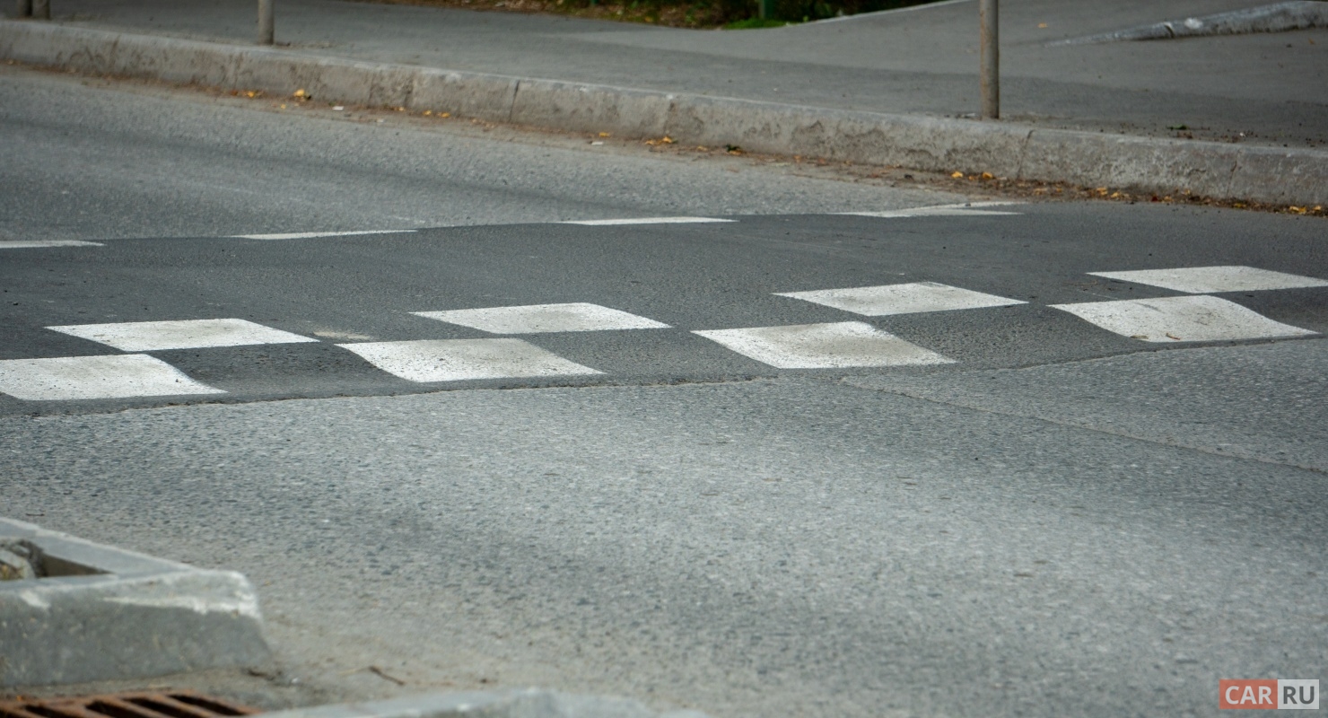 4 правила проезда «Лежачего полицейского», чтобы не испортить подвеску