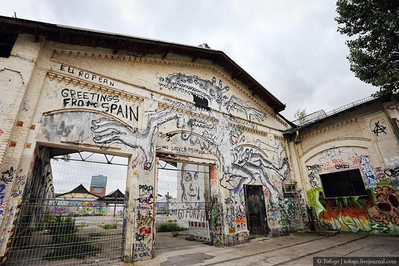 Стрит-арт в Берлине этого, Берлине, хотел, субботу, место, станции, оказалось, автора, очень, которой, расположилось, территории, клубов, баров, заводской, заброшенной, вроде, скалодром, Чтото, эпицентром