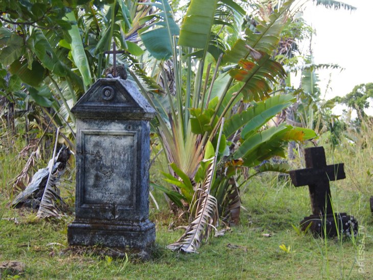 Пиратское кладбище Мадагаскара Пиратское кладбище Мадагаскара