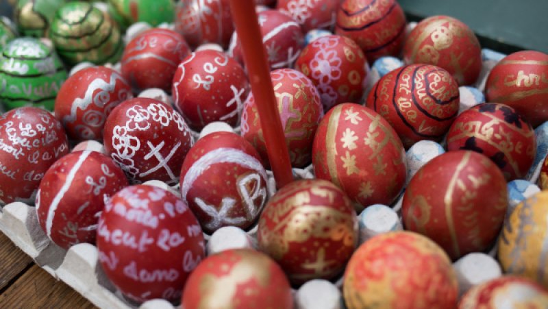 Страстная неделя и Пасха — 2017 по дням: календарь питания, когда печь куличи и красить яйца
