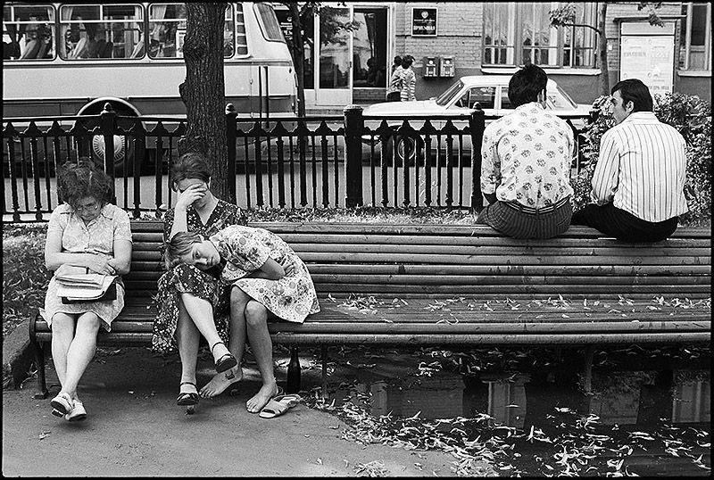 25 эпизодов советской жизни 1970-х от фотографа Владимира Сычева 