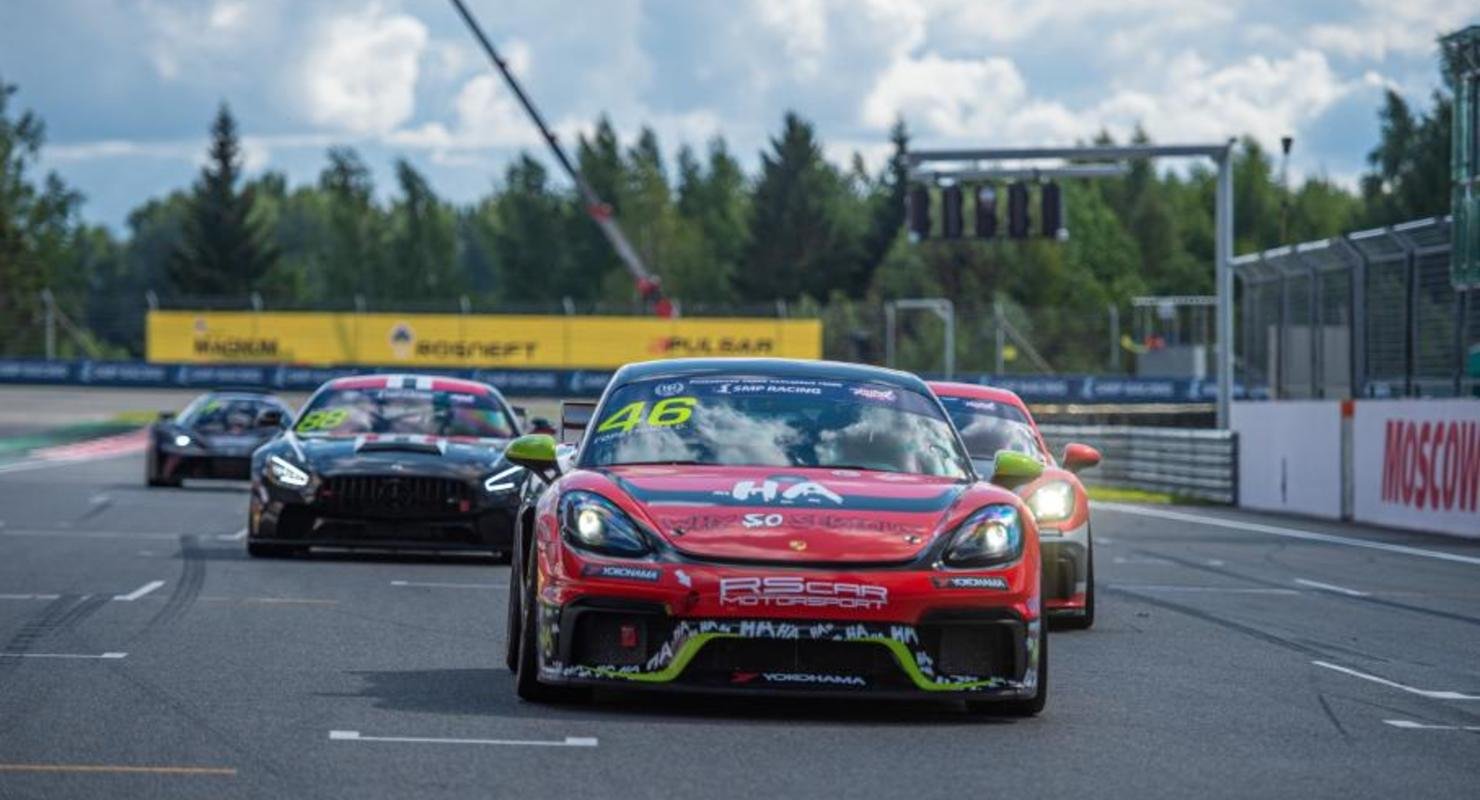 Подведены итоги четвертого этапа чемпионата и Кубка России по автомобильным кольцевым гонкам