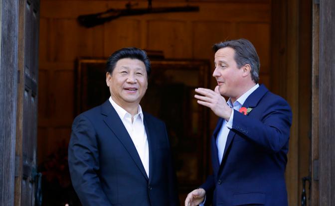 Председатель КНР Си Цзиньпин и премьер-министр Великобритании Дэвид Кэмерон