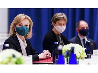 Британия готовит России страшную кару: возврат "русского золота" в Москву