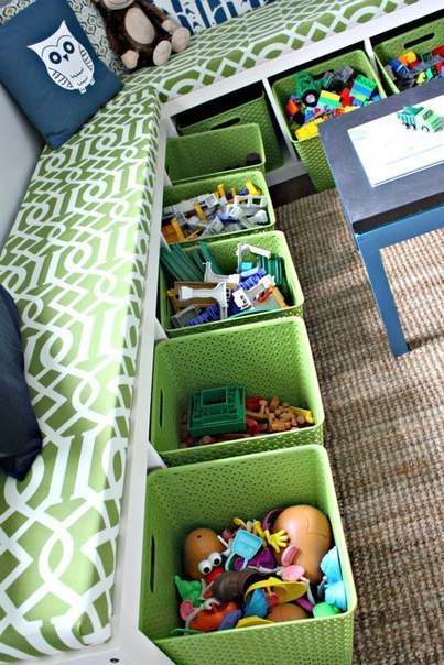 Идея для детской Пластиковые, корзиночки, можно, заменить, выдвижными, деревянными, ящикамиЕсть, место, друзьями, убрать, чтобы, порядок    