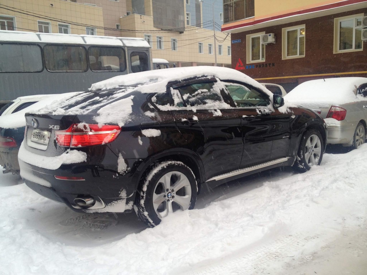 BMW x6 Олимпийская