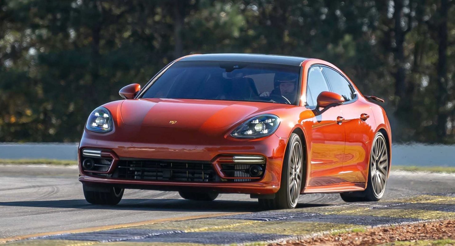 Porsche Panamera может выйти в третьей генерации
