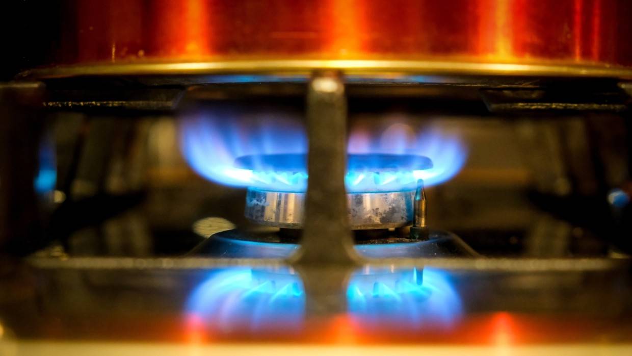 Цена на газ на лондонской бирже ICE упала ниже 1,5 тысячи долларов Экономика