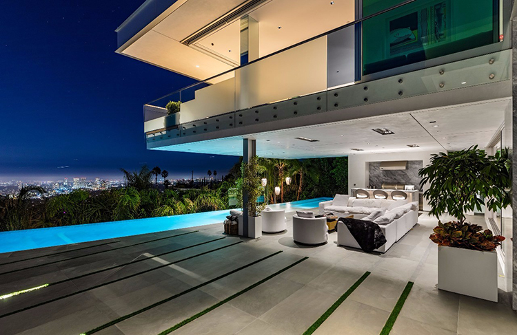 В гостях у Леброна Джеймса: экскурсия по впечатляющему особняку баскетболиста за 52 миллиона долларов Стиль жизни,Дома звезд