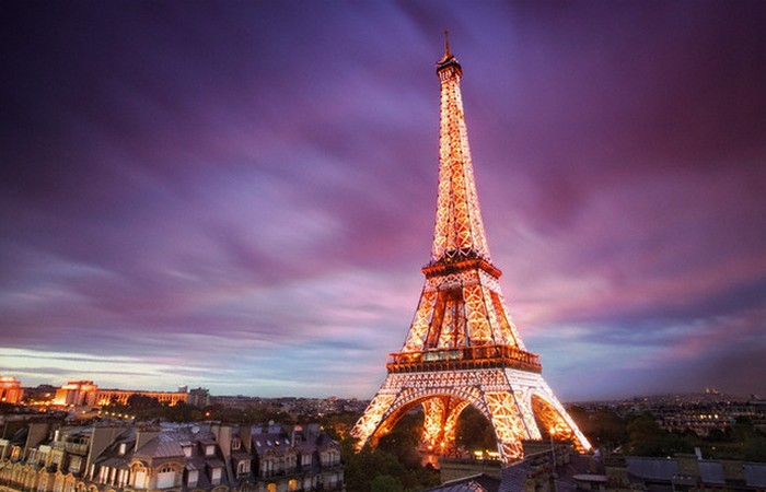 https://kulturologia.ru/files/u8921/eiffel-tower-99.jpg