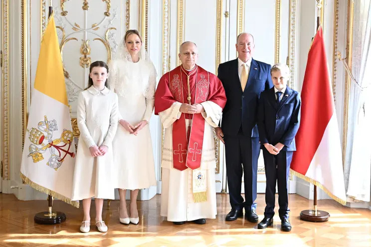 Княгиня Шарлен воспользовалась своей 