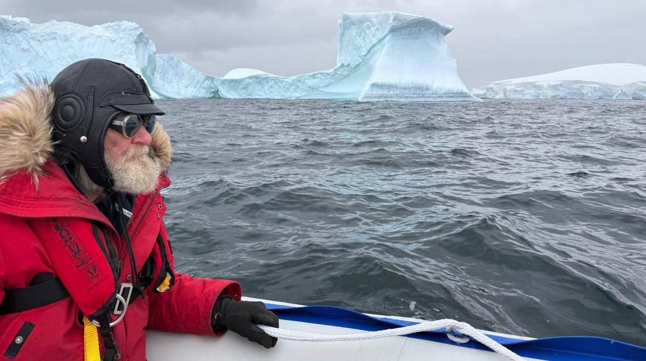 Федор Конюхов вернулся из Антарктиды, где подружился с пингвинами