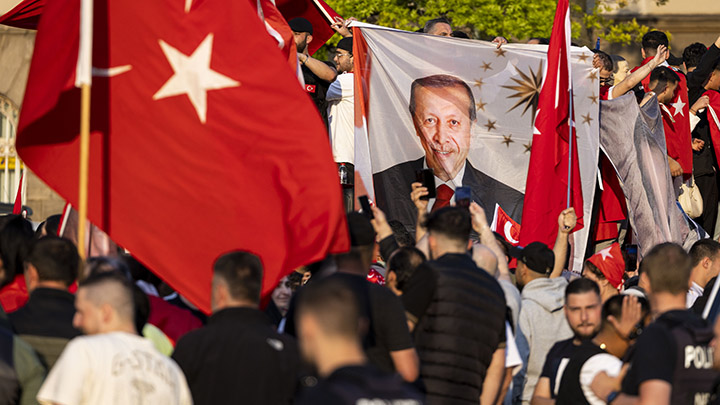 ТОРЖЕСТВО ЭРДОГАНА. МОСКВА И КИЕВ ОБЪЕДИНИЛИСЬ ПО ТУРЦИИ ТОРЖЕСТВО ЭРДОГАНА. МОСКВА И КИЕВ ОБЪЕДИНИЛИСЬ ПО ТУРЦИИ геополитика