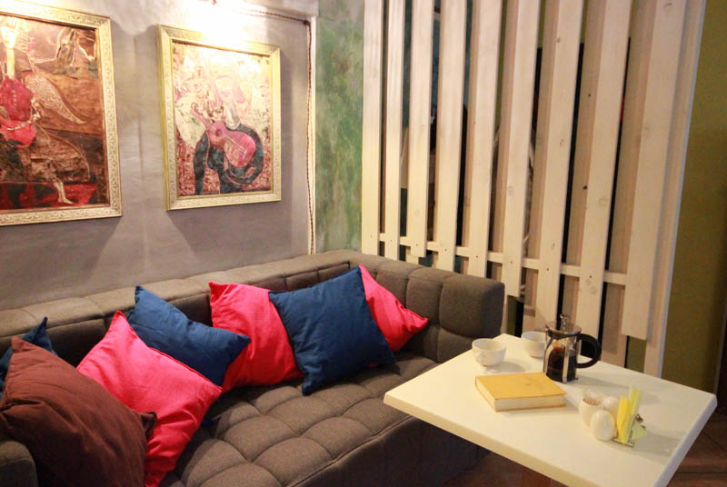 Кафе севастополь центре. Кафе равелин севастополь. Кафе в центре севастополя. Аренда севастополь кафе севастополь. Екатерининская кофейня севастополь.