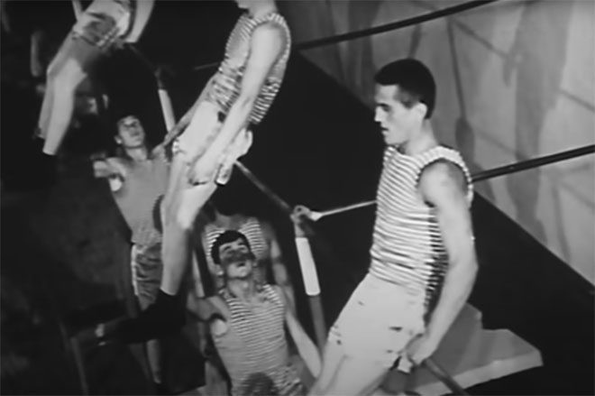 Физическая подготовка десантника. Архивный фильм 1973 года Культура