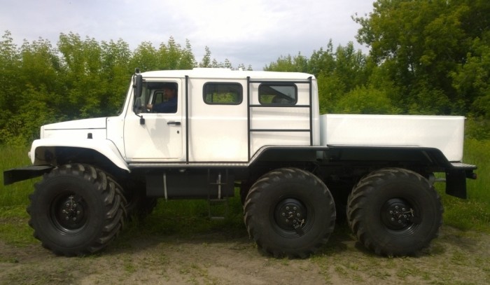 Вездеход ЗВМ-39081 «Сивер» с колесной формулой 6х6. | Фото: zvm-nn.ru.