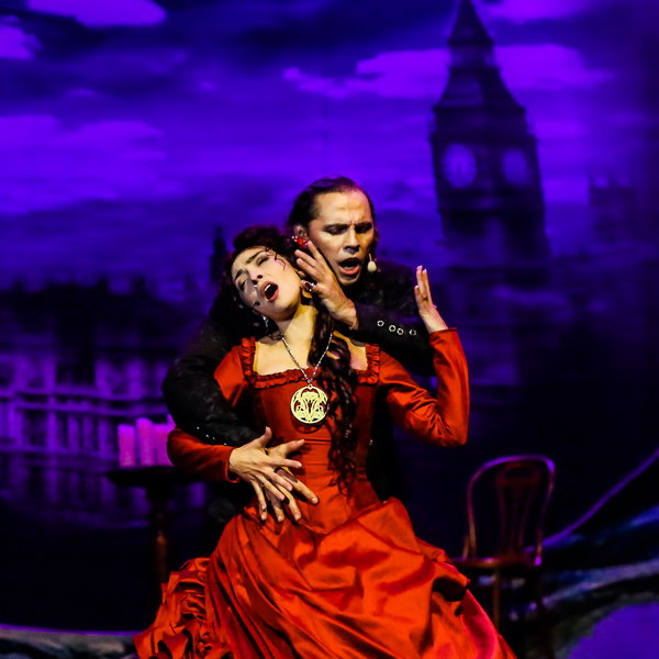 Мюзикл «Дракула» превратил Театриум на Серпуховке в средневековую Трансильванию (Фоторепортаж)