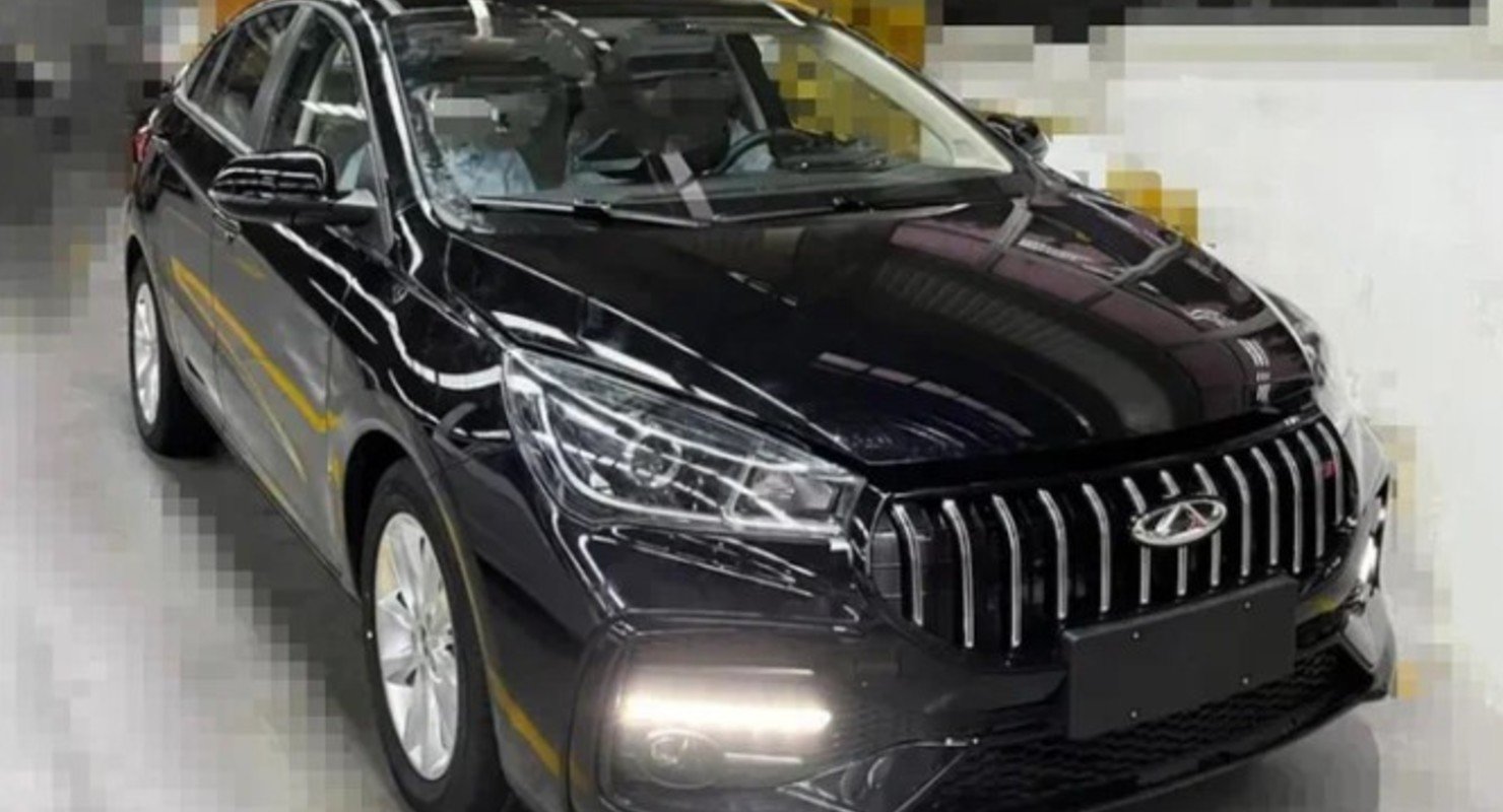 Шпионы сфотографировали обновлённый седан Chery Arrizo 5, который может появиться в России