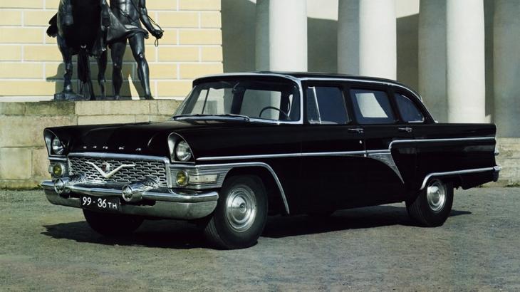 На фото: ГАЗ-13 "Чайка" '1959–81