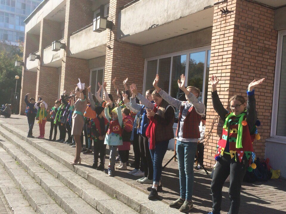 Дворец творчества томск вершинина. Дворец детей и молодежи томск. Дворец молодежи тольятти. Вершинина 17 томск. Дтдим томск.