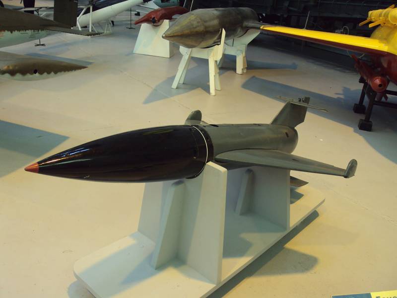 Зенитные ракеты Третьего рейха: чудо-оружие или растрата ресурсов? Зенитные ракеты Третьего рейха: чудо-оружие или растрата ресурсов? оружие