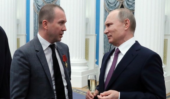 Евгений Миронов и Владимир Путин. Фото: Михаил Метцель/ТАСС