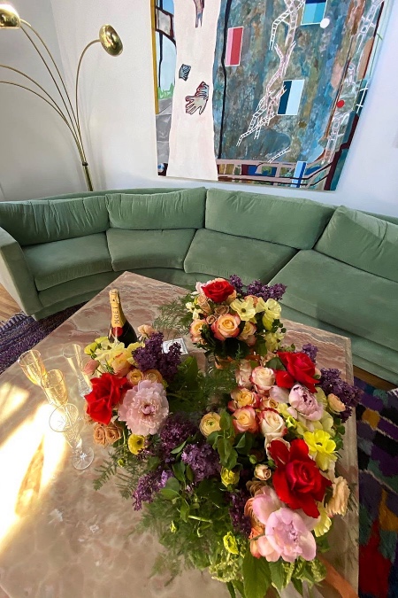 Собачья жизнь: Эмили Ратажковски провела необычную свадебную церемонию Звезды,Новости о звездах