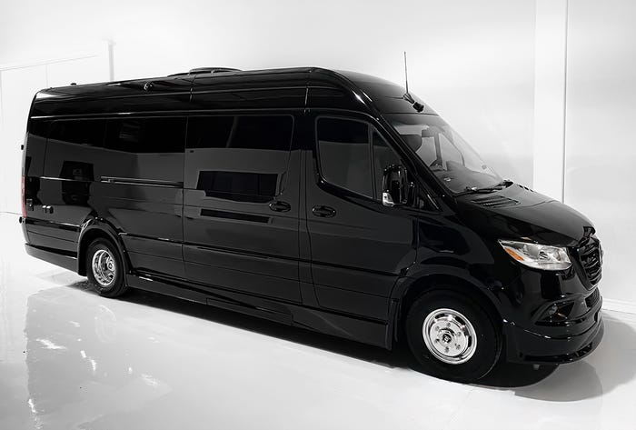 Пуленепробиваемый Mercedes Sprinter стоимостью 550 000 долларов Пуленепробиваемый Mercedes Sprinter стоимостью 550 000 долларов автомобили