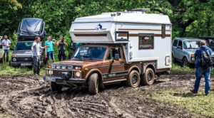 В Сети показали трехосный автодом на базе Нивы В Сети показали трехосный автодом на базе Нивы автомобили,автомобиль,автоновости,история,машины,ремонт,тюнинг