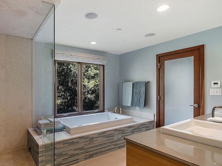 В гостях у Кристин Дэвис: экскурсия по особняку звезды "Секса в большом городе" в Лос-Анджелесе Стиль жизни,Дома звезд