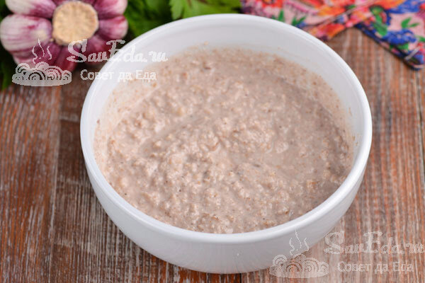 Хрустящие и невероятно вкусные салаты из свежих овощей. Готовятся быстро и очень просто. Вкус у салатов отличается за счет добавления разных заправок. Покажу два отличных варианта.-10