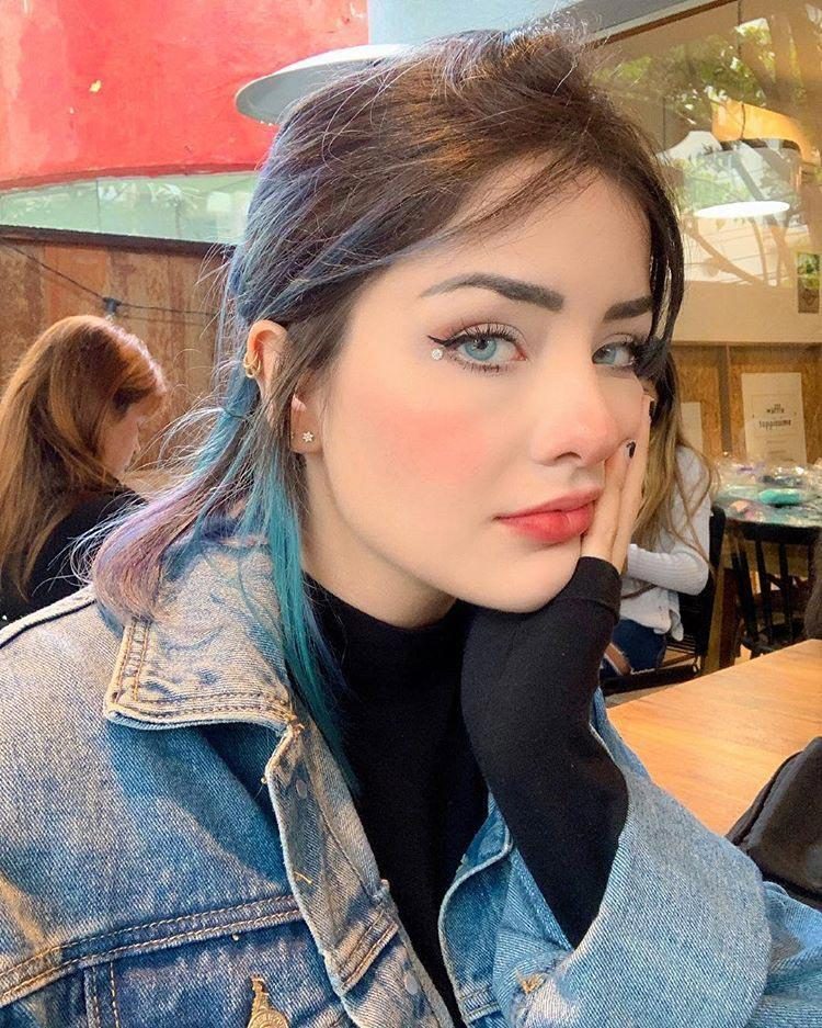 Ах, какие куколки! Так и хочется потрепать их за щёчки 