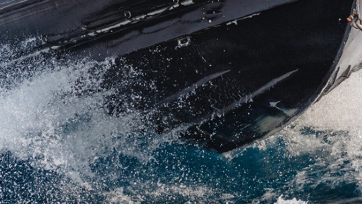 СК возбудил дело по факту столкновения катера с депутатами и лодки на Волге