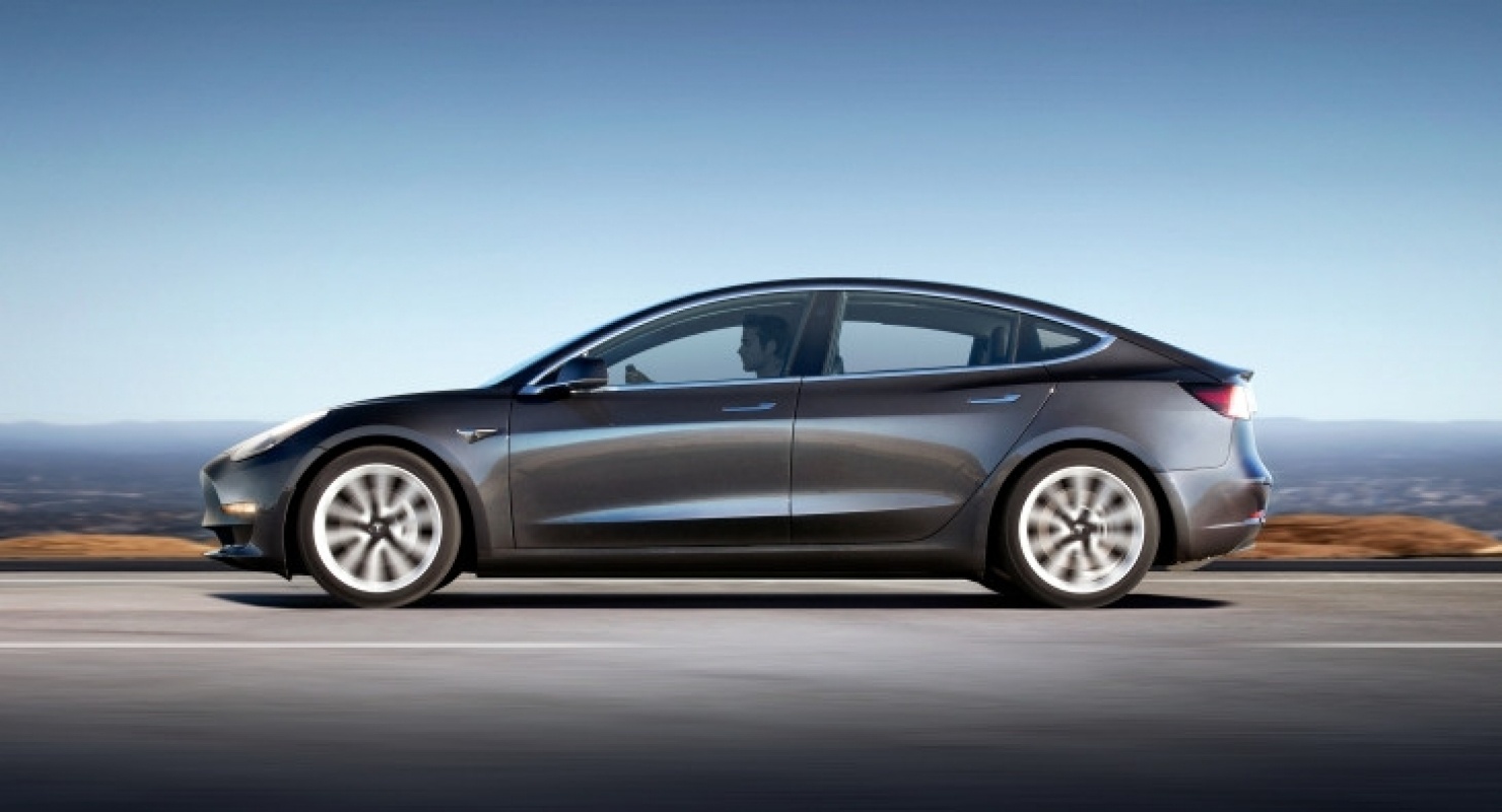 Tesla вновь подняла цены на Model S и Model Y из-за нехватки полупроводников Автомобили