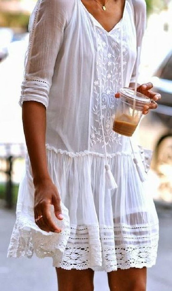 Лето - время белого бохо: нежные и элегантные наряды цвета чистоты.
