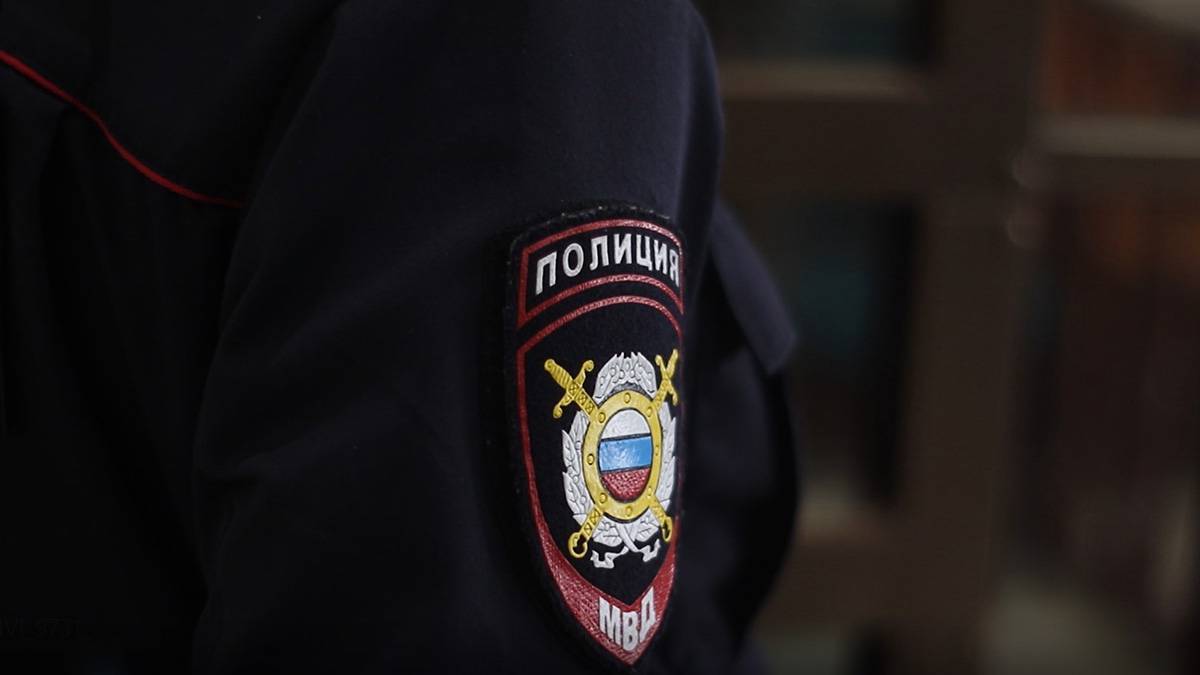Подростку выстрелили в спину, когда он гулял с друзьями в Кемеровской области