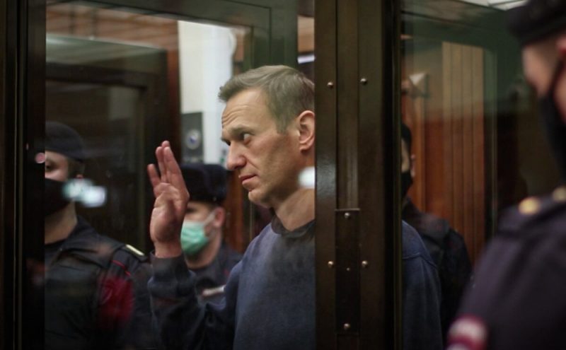 Будет чуть легче, но намного дольше: правозащитник объяснил смену режима для Навального