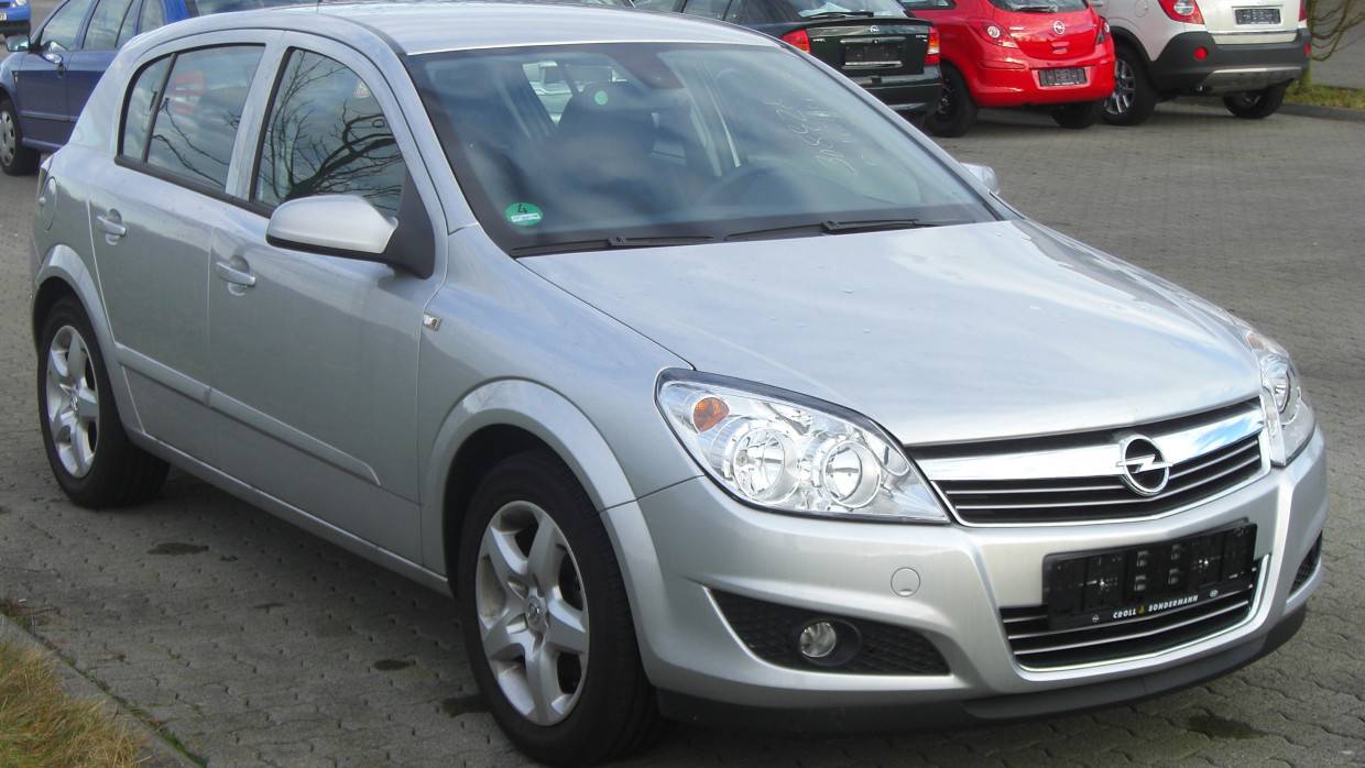 Opel Astra возглавил рейтинг недостающих на российском рынке автомобилей