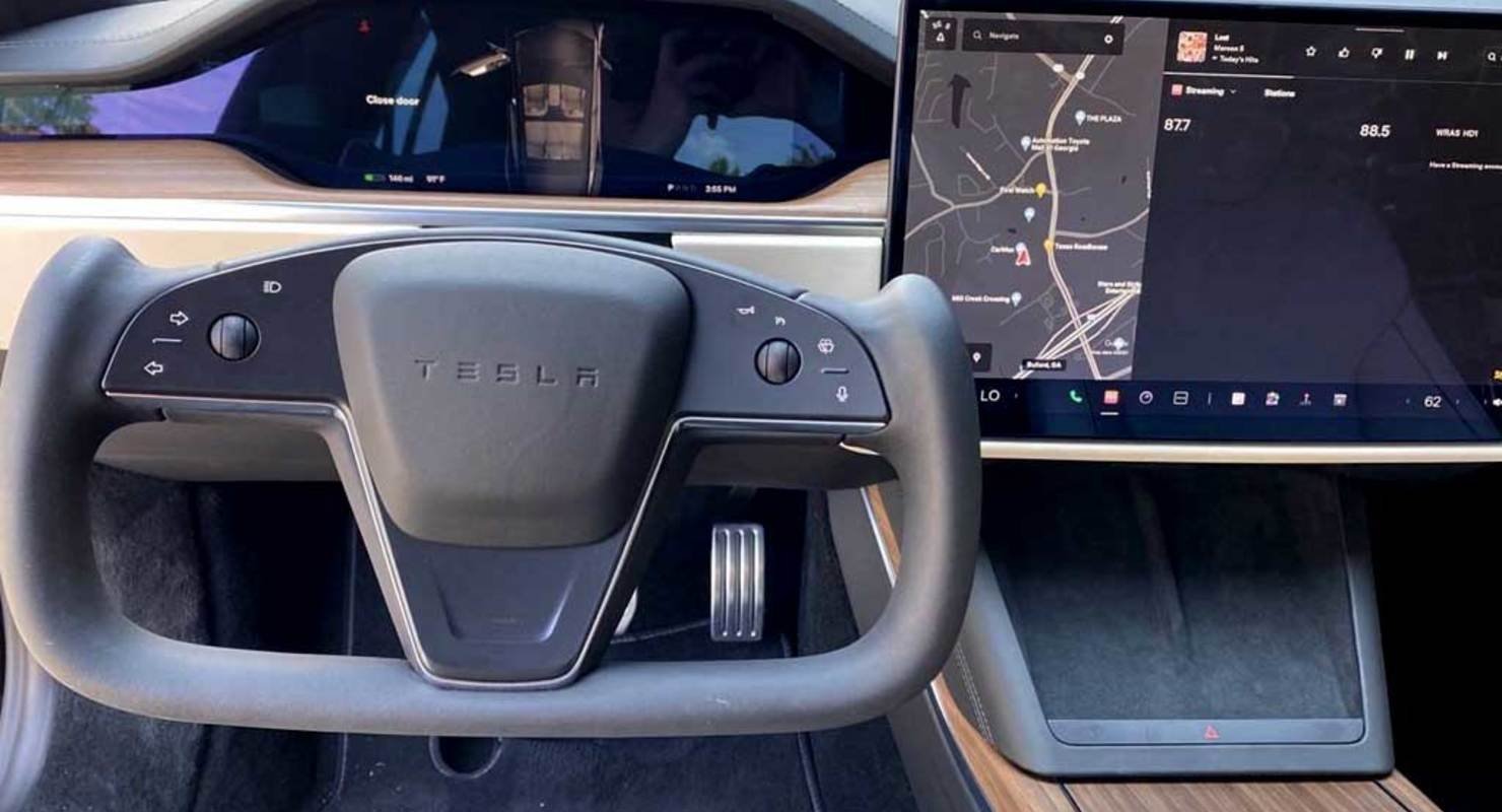 Штурвал новой Tesla Model S подвергли критике Автомобили