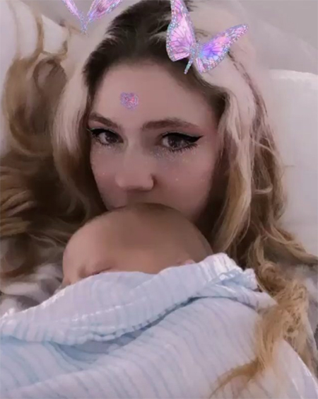 Возлюбленная Илона Маска Граймс объяснила, как они обращаются к своему сыну X Æ A-12 дома Дети,Дети знаменитостей