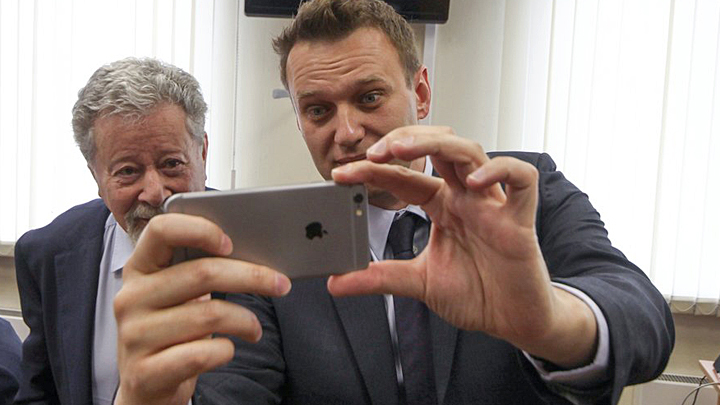 Узнал "что-то, чего не должен знать": Разоблачение независимого Навального