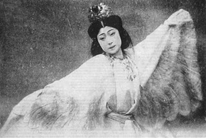 Поэтесса, актриса, певица. Знаменитые куртизанки Востока, которые остались в истории искусства своих стран Бильярд