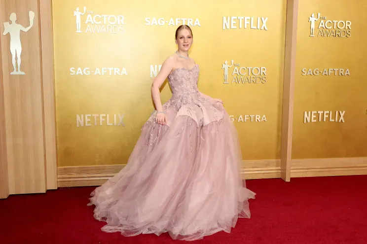 Ирина Шейк, Деми Мур, Юрий Колокольников, Тимоти Шаламе, Кирстен Данст посетили премию Гильдии киноактёров США Images, Джесси, новом, после, которая, награду, Данст, Лучшая, ЛосАнджелесе, ШварценеггерКлэр, ДэйнсМинди, КалингКристен, БеллДав, КамеронИтан, ГотОдесса, ХоукКоннор, СторриДжереми, РеннерДжесси, БаклиНоа, женой