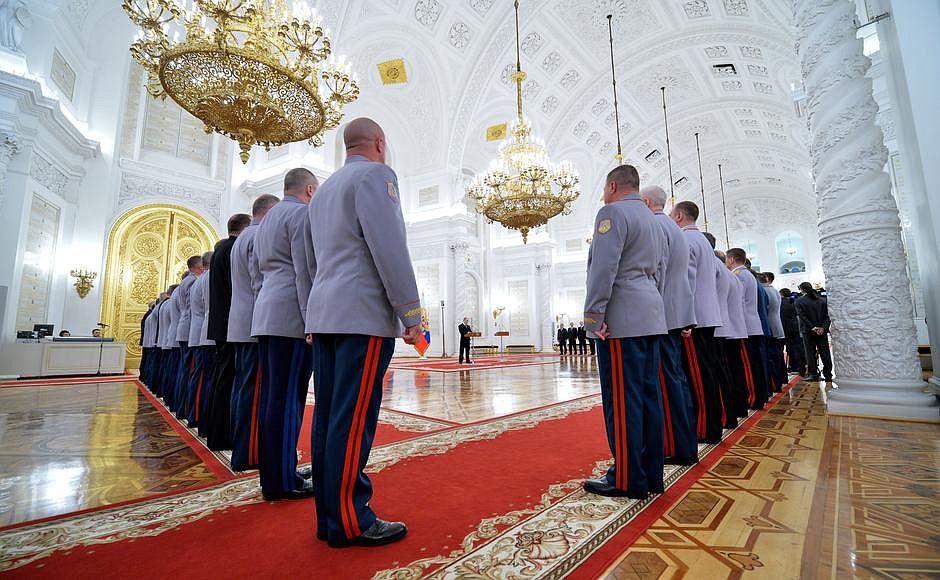 Церемония представления офицеров, назначенных на высшие командные должности.
