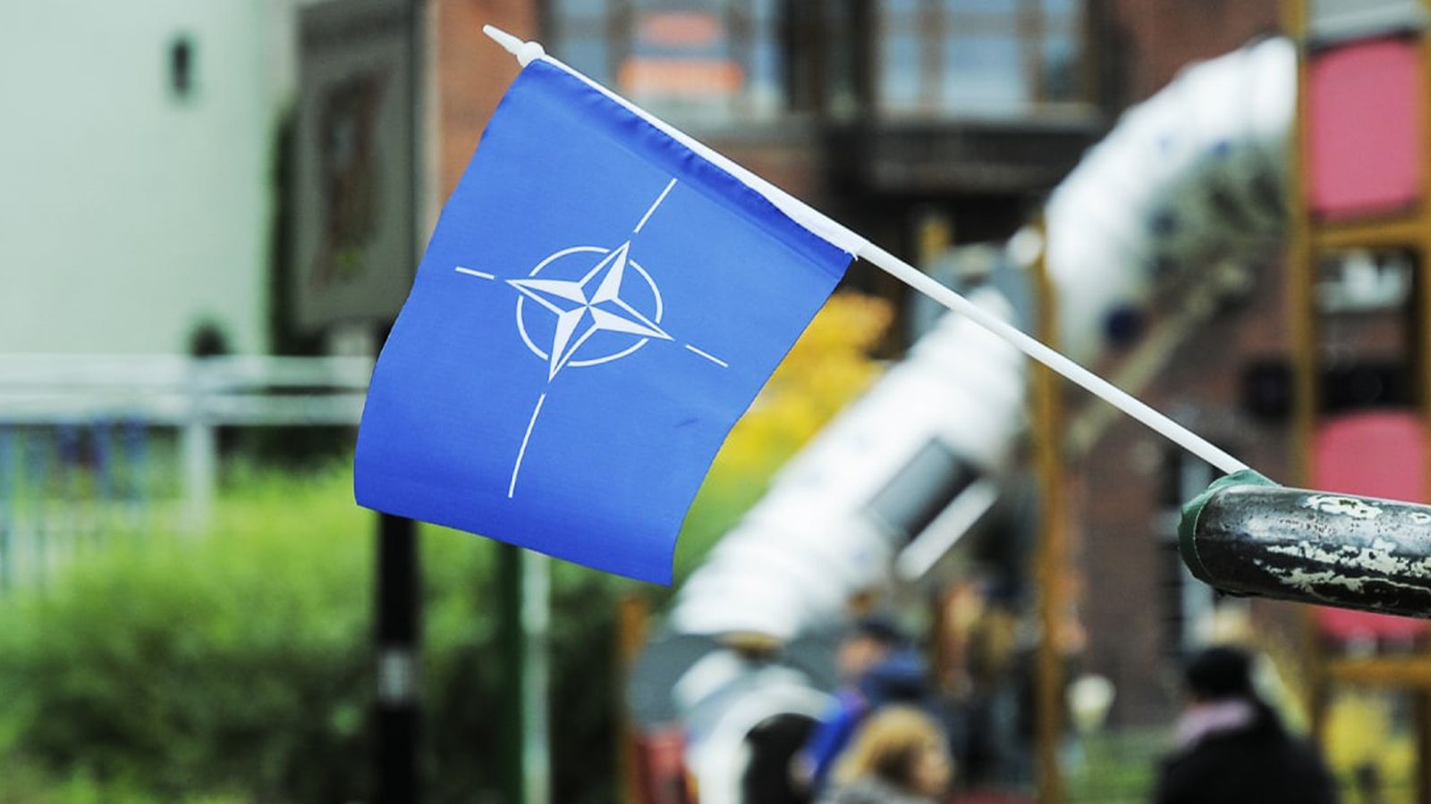 Нато предупреждает. Швеция в НАТО. Шольц НАТО. Финляндия в НАТО. Швеция вступила в НАТО.