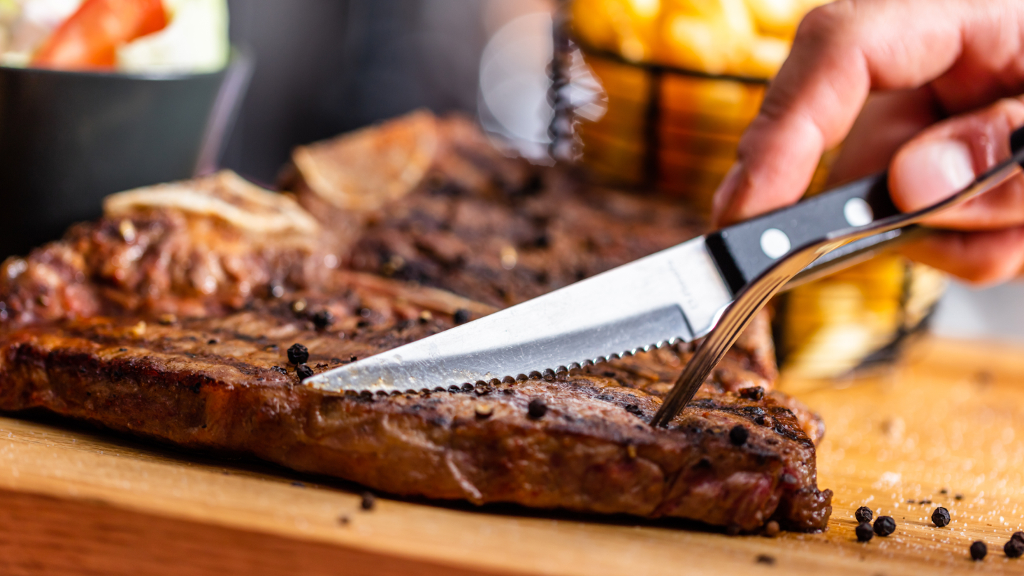 Как кинжалы превратились в столовые ножи Ришелье, столовый, столовые, кардинал, ножей, Франции, только, форму, стейка, застолья, появились, Однако, эпоху, обычай, популяризировал, именно, масла, время, стала, Кардинал