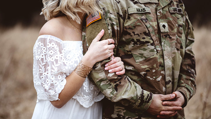 СНАЧАЛА СВАДЬБА – ПОТОМ КАЗНЬ: НЕУДАВШИЙСЯ РОМАН МОСКВИЧКИ И НАЁМНИКА