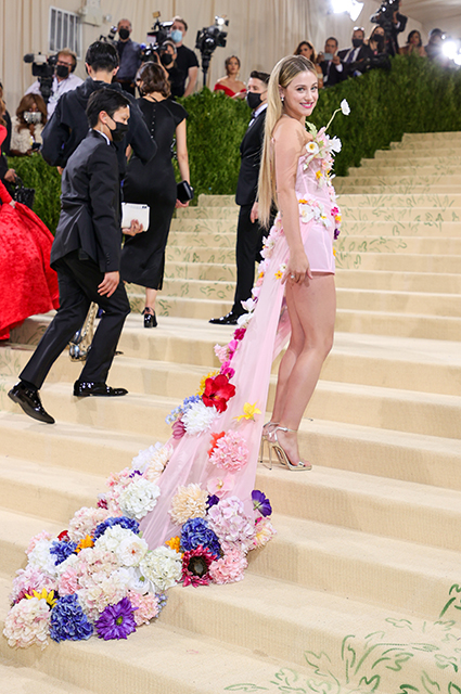 Met Gala 2021: Меган Фокс, Кит Харингтон и Роуз Лесли, Рита Ора и другие звезды на красной дорожке Met Gala 2021: Меган Фокс, Кит Харингтон и Роуз Лесли, Рита Ора и другие звезды на красной дорожке Красная дорожка