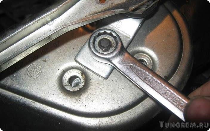 Замена трапеции и мотора стеклоочистителя на Lada Kalina